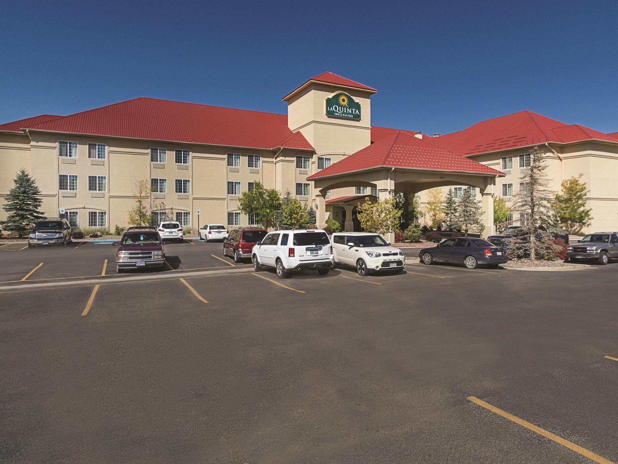 La Quinta By Wyndham Trinidad Hotel Exterior photo